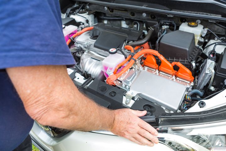 Hybrid Maintenance In Plainfield, IL Hybrid Maintenance In Plainfield, IL